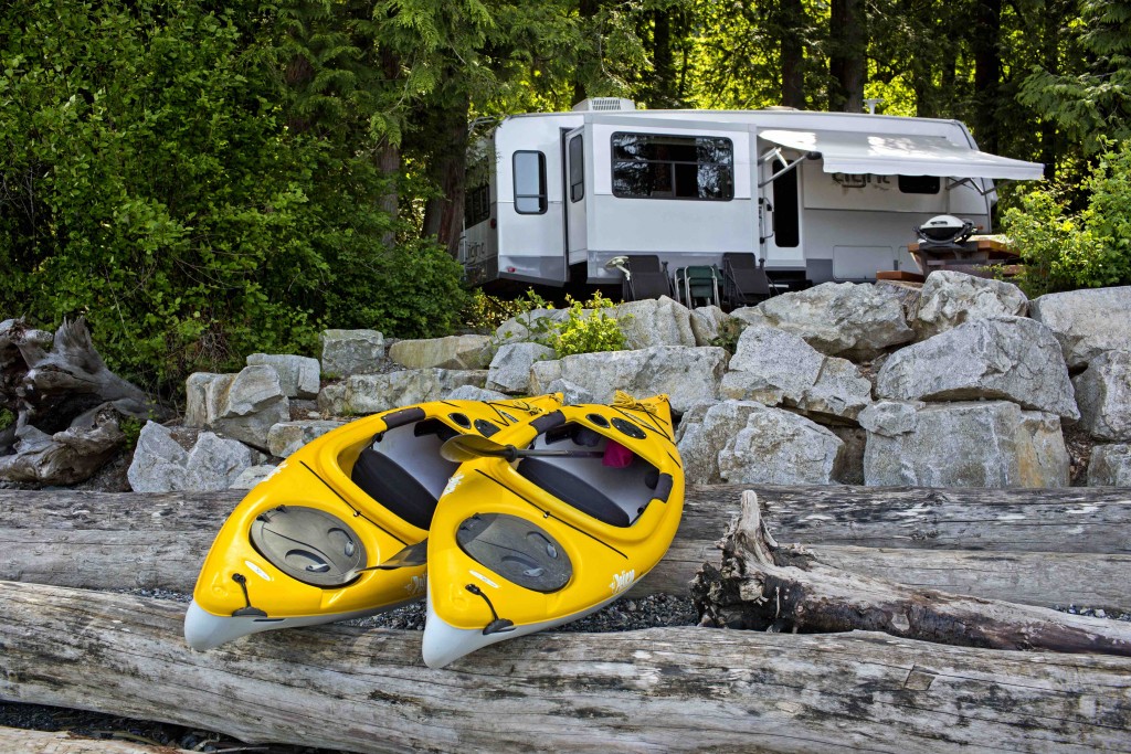 GoRVing.ca Kayak RV shot