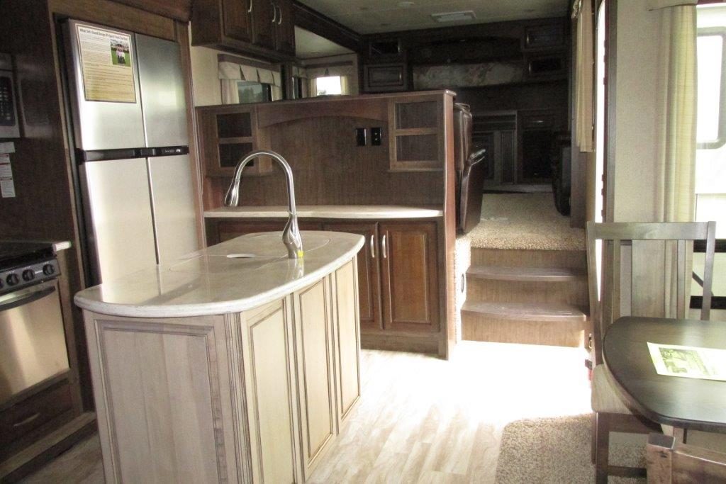 Arbutus RV Grand Design pics7861