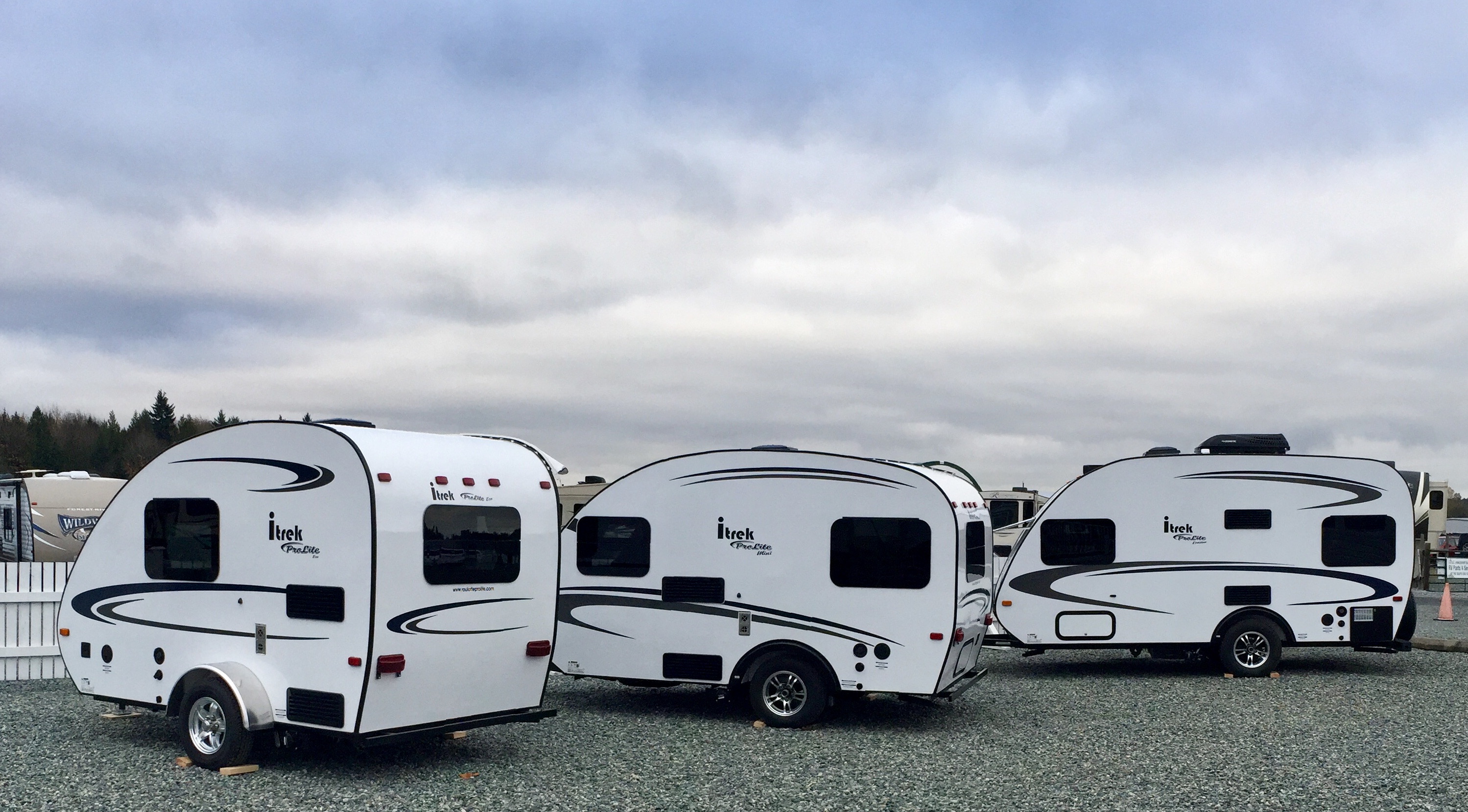 travel trailers made in canada